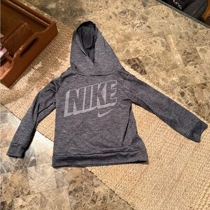 Boys Nike shirt size 2t